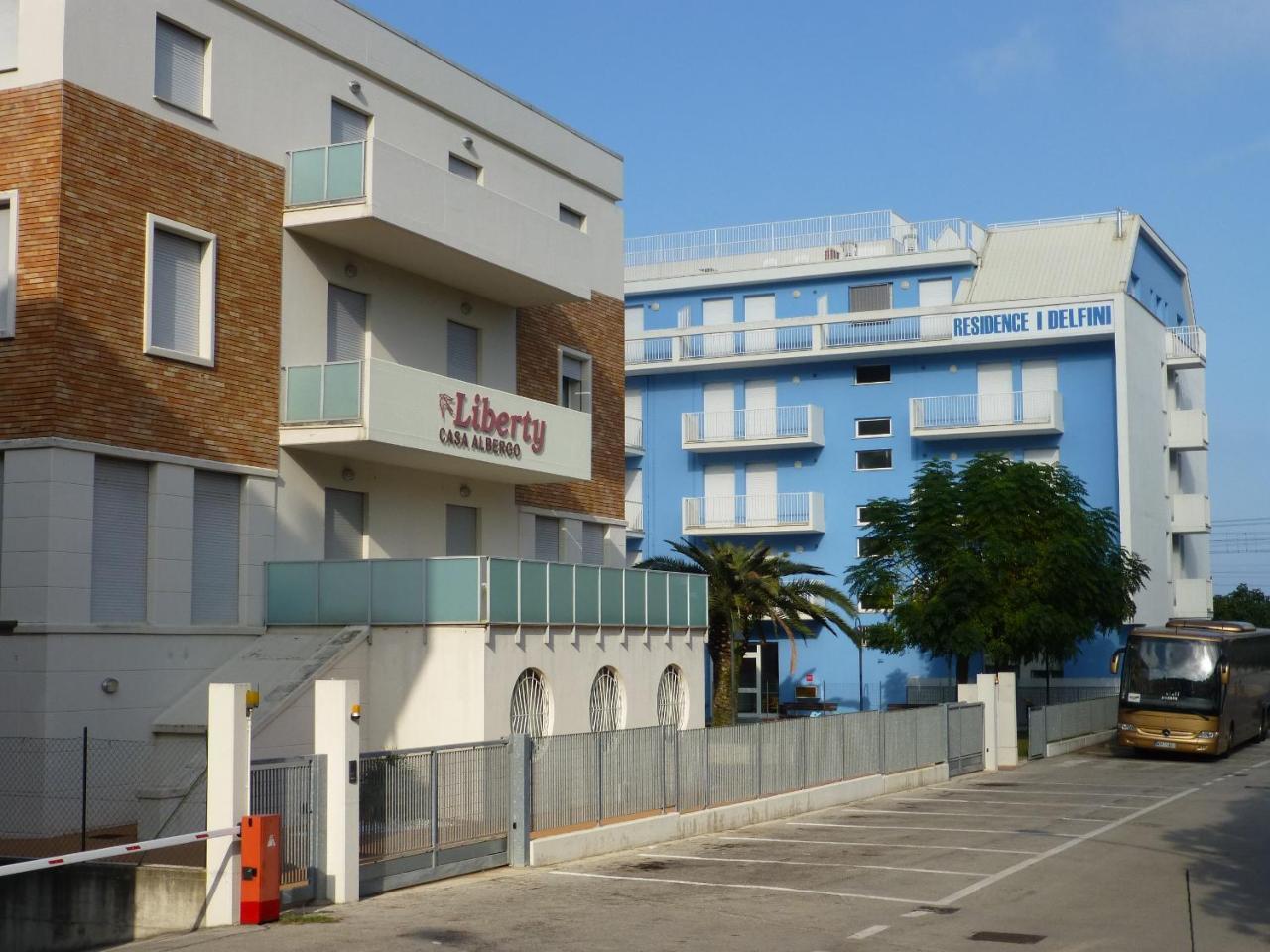 Residence I Delfini Cupra Marittima Exterior photo